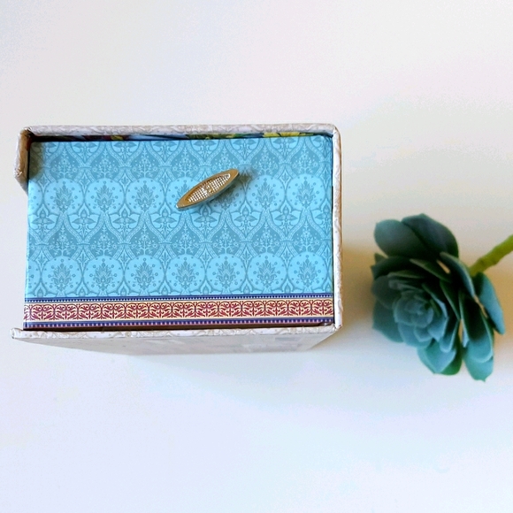 Musical Box & Note Card Set - Picture 4 of 5